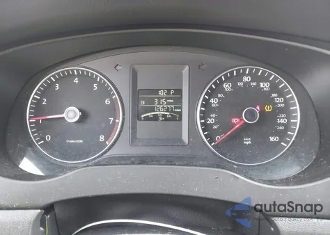 2014 Volkswagen Jetta 1.8T Se z USA, uszkodzony, nr VIN 3VWD17AJ2EM284778